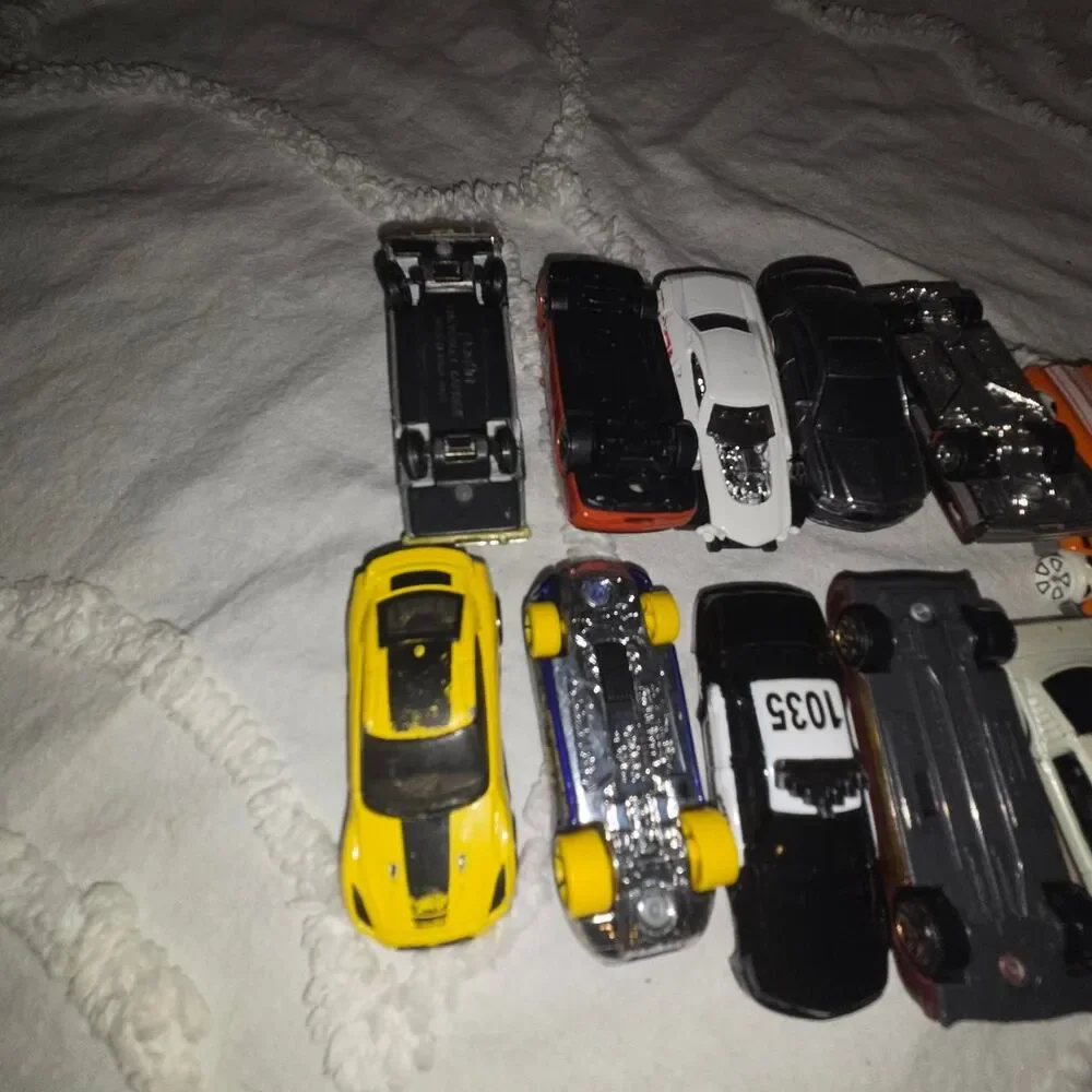 Hot Wheels cool lot